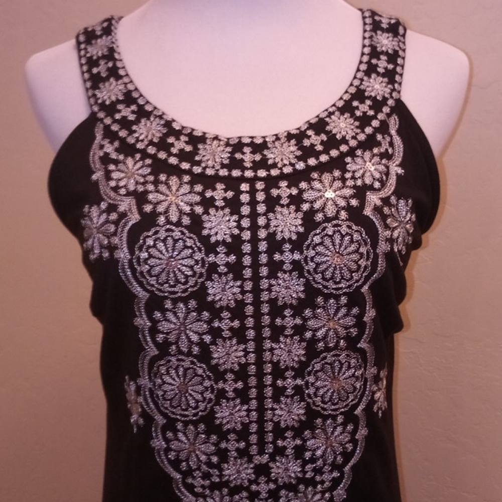 Dress with embroidery detail